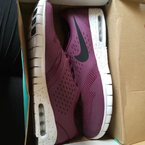 New Nike SB Eric Koston 2 Max Trainers